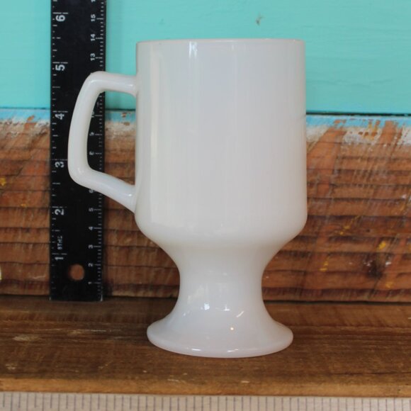 Disney Winnie the Pooh Vintage Milk Glass Pedestal Mug - Anchor Hawking Collecti - Picture 5 of 7